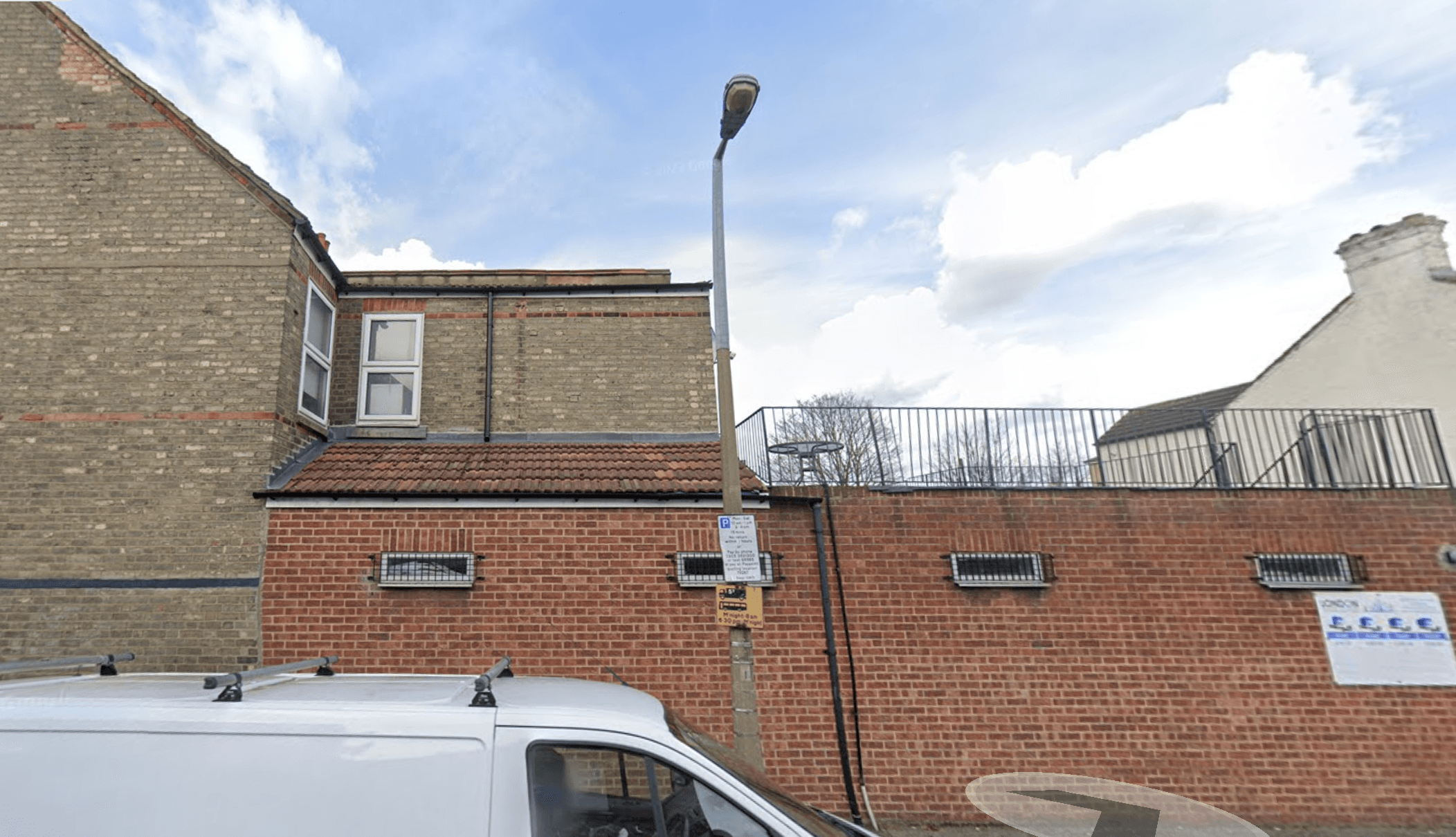Chingford Mount Road, Chingford, E4 — gallery image 3