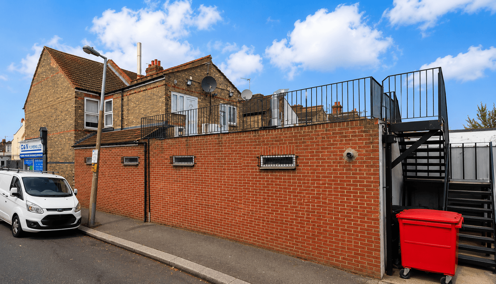 Chingford Mount Road, Chingford, E4 — gallery image 2