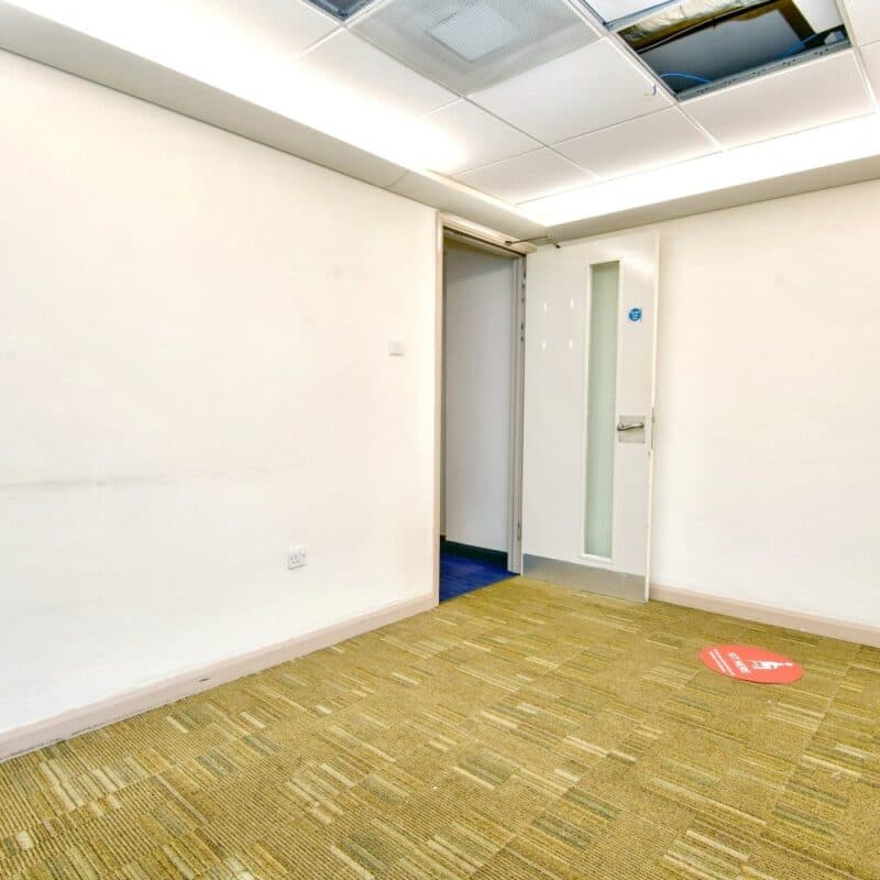 Market Place, Retford, DN22 6HB — gallery image 5