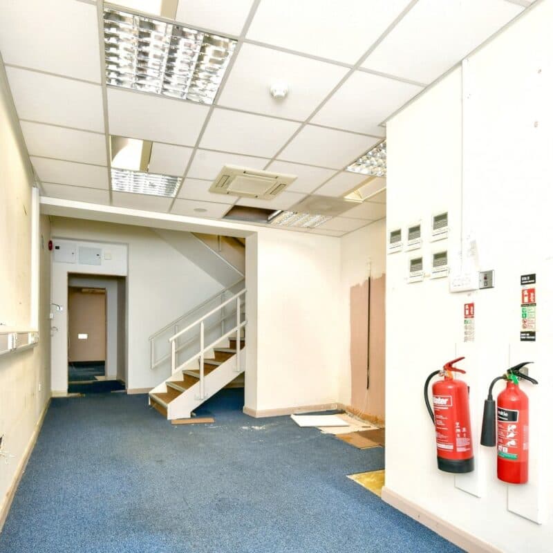 Market Place, Retford, DN22 6HB — gallery image 10