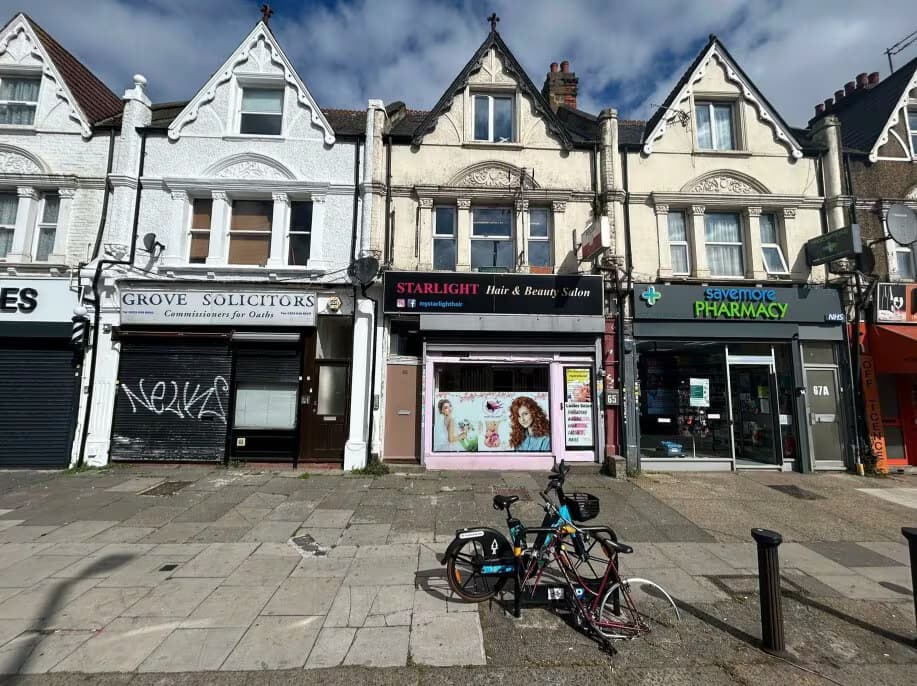 Westbury Avenue, London, N22